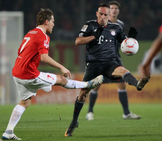 以年轻中卫 以年轻中卫